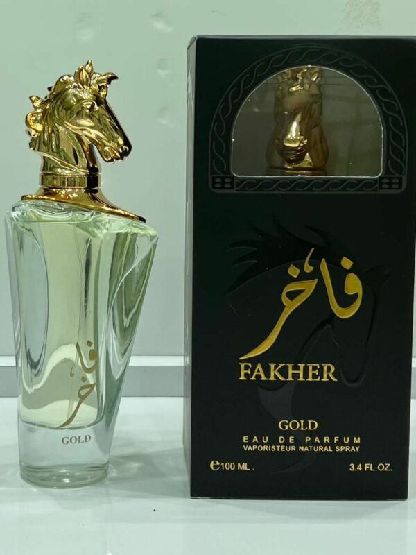 عطر ماركة فاخر