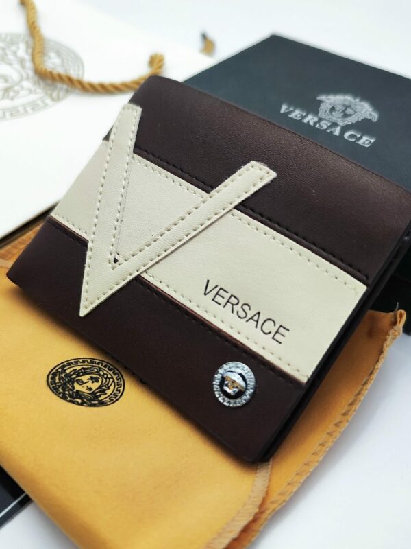 أبواك رجالي Versace