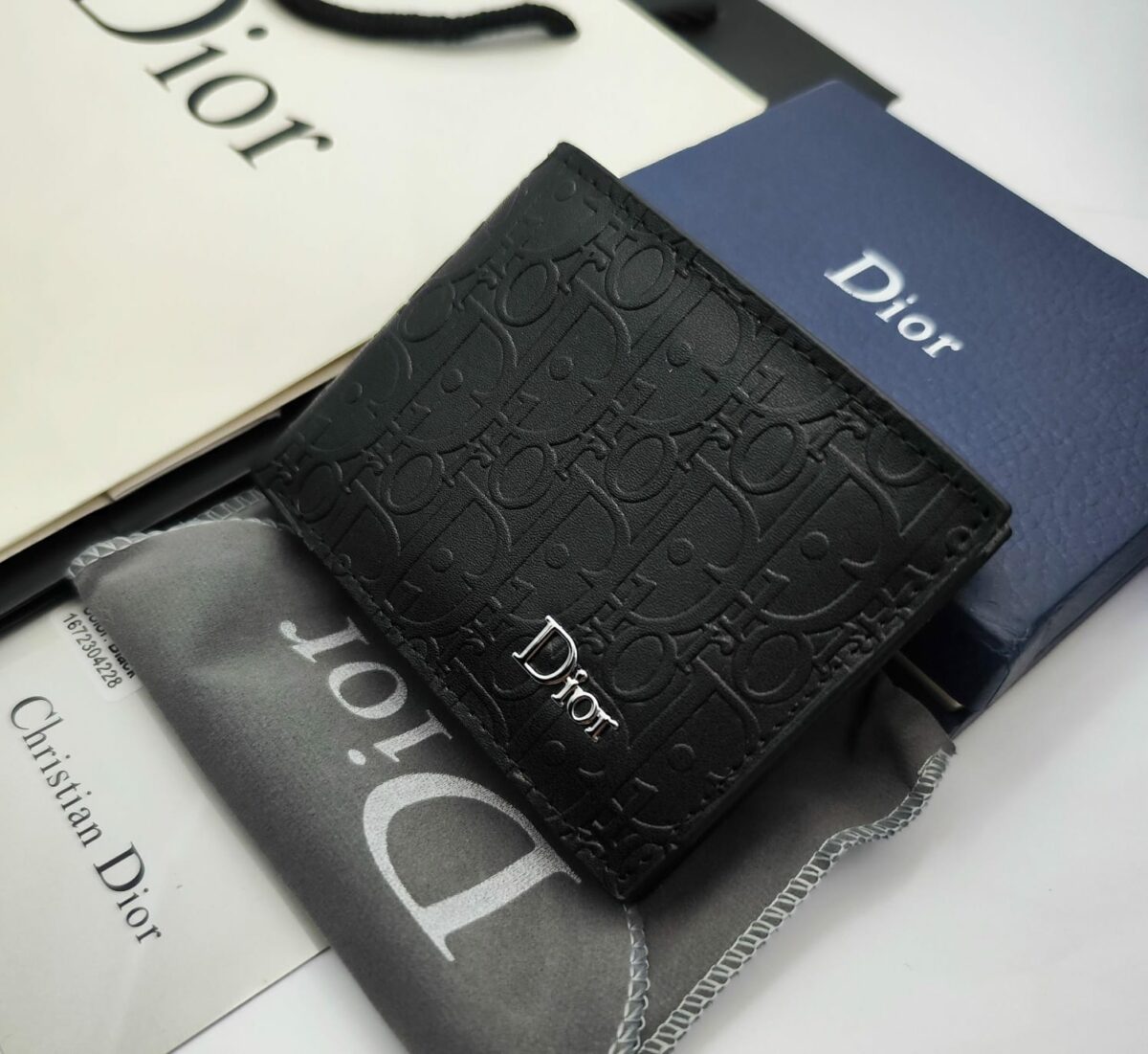 أبواك رجالي Dior